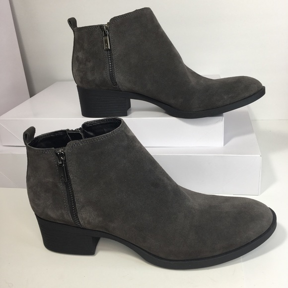 Kenneth Cole New York Dara Ankle Boots - Picture 3 of 9